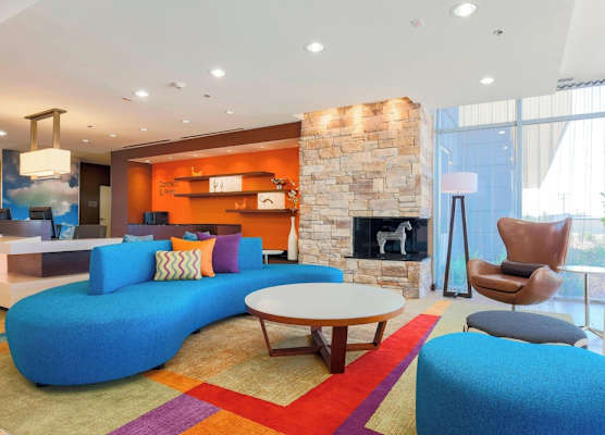Fairfield Inn & Suites by Marriott Pleasanton 1