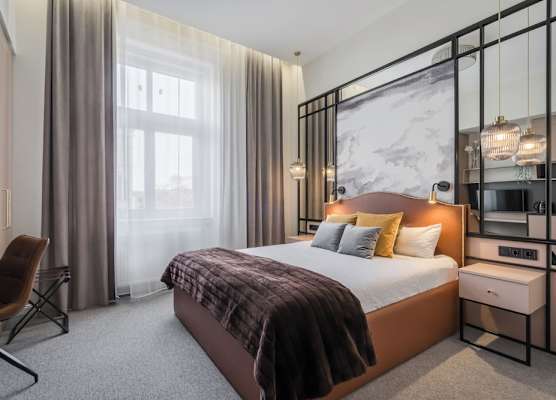 Astoria Boutique Suites- Best Location by BQA 1