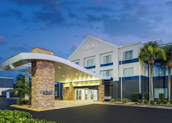 Fairfield Inn Suites Brunswick 1