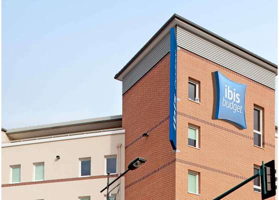 ibis budget Mantes-la-Jolie Sully 1