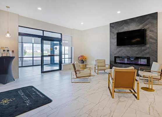 The Lux Hotel & Conference Center, an Ascend Collection Hotel 1