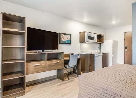 WoodSpring Suites Jacksonville Baymeadows 1