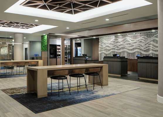 Courtyard by Marriott Chicago Downtown/River North 1