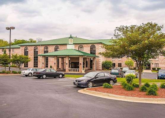 Quality Inn & Suites Cincinnati I-275 1