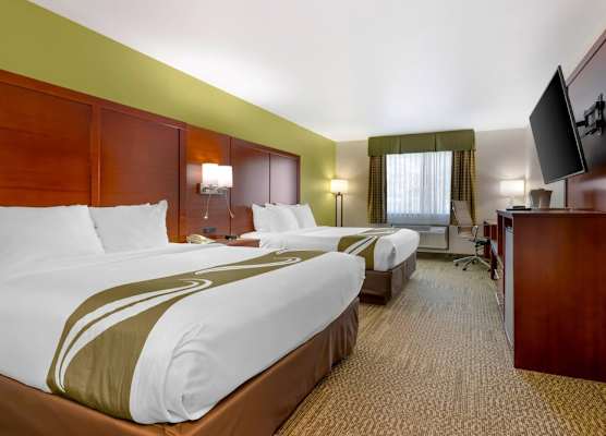 Quality Inn & Suites Stoughton - Madison South 1