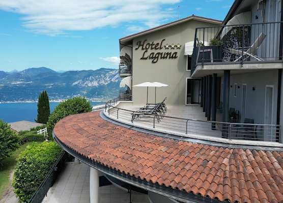 Hotel Laguna 1
