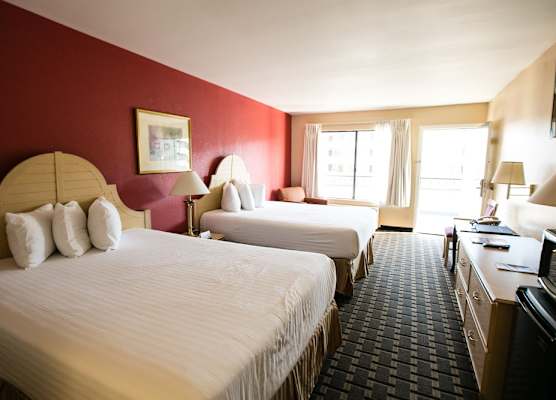 Anaheim Carriage Inn 1