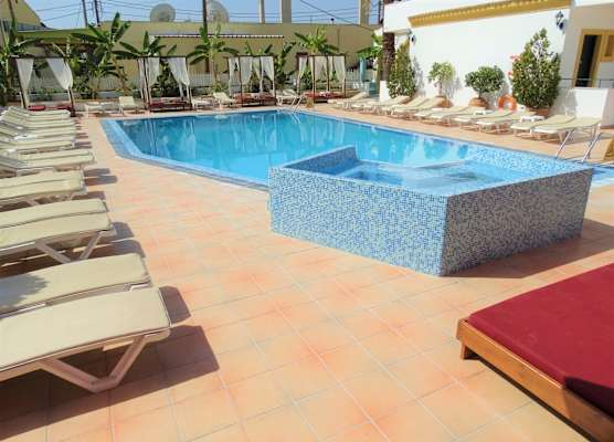 Oasis Beach Club 1