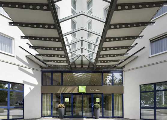 ibis Styles Berlin Treptow 1
