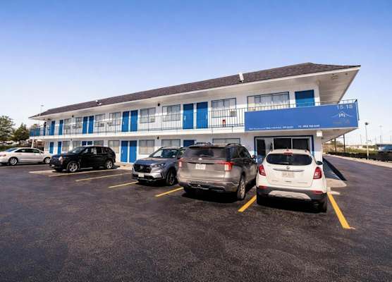 Express Inn Near Columbus Airport 1
