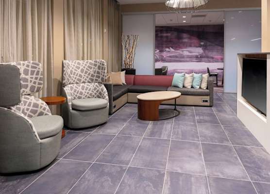 Courtyard by Marriott Indianapolis West-Speedway 1