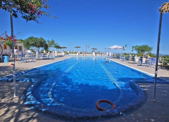 Santorini Camping & Hostel 1