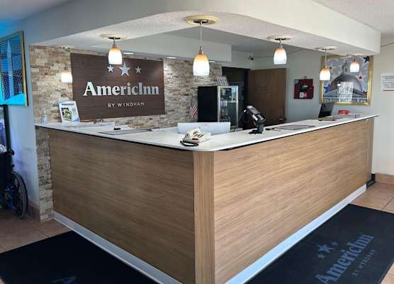 AmericInn by Wyndham Mosinee Central Wisconsin Airport 1