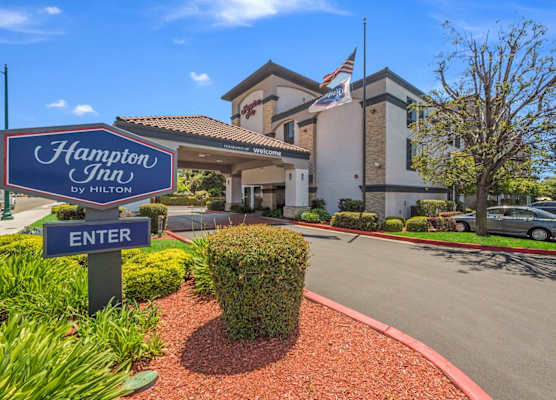 Hampton Inn Oakland-Hayward 1
