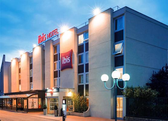 ibis Paris Gennevilliers 1