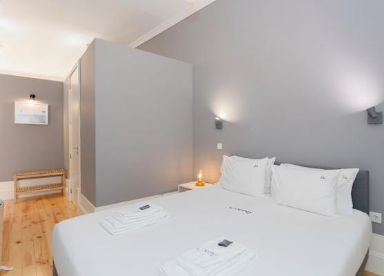 Liiiving in Porto-Silver Light Apartment 1