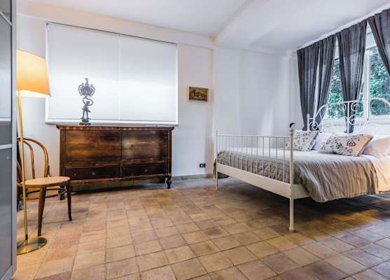 Casa nel Giardino della Neapolis 1