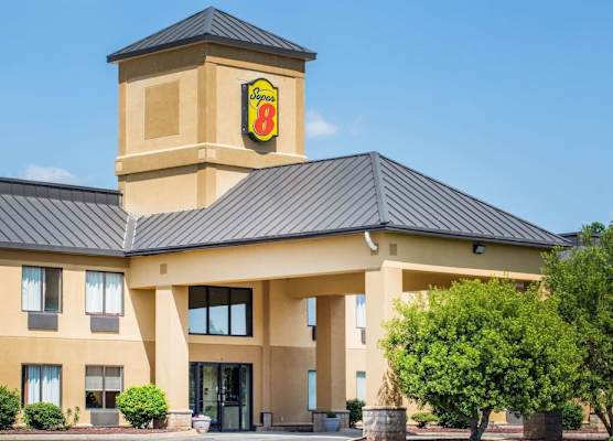 Super 8 by Wyndham Piedmont Greenville Area 1