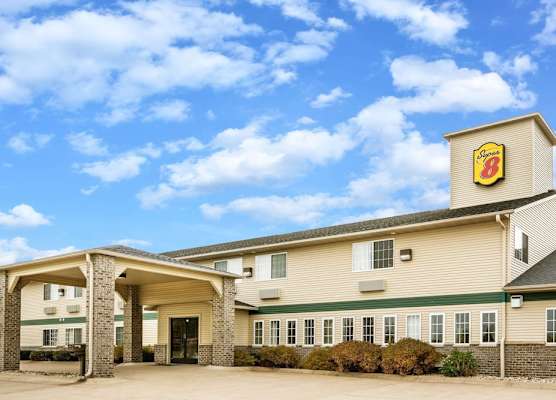 Super 8 by Wyndham Neillsville WI 1