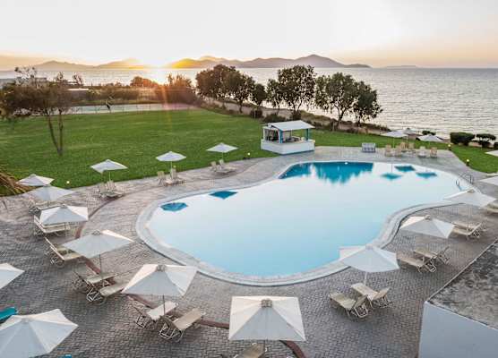 White Olive Marine Aquapark 1