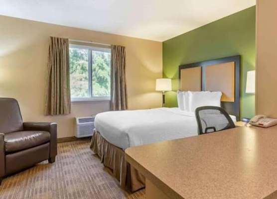 Suburban Studios Cary – RDU Airport 1