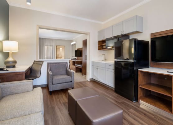 MainStay Suites Orange County John Wayne Airport 1