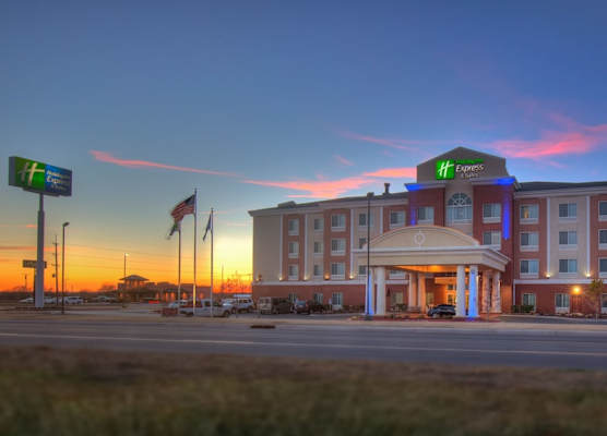 Holiday Inn Express & Suites ELK CITY by IHG 1