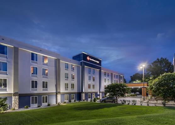 Best Western Plus Lexington Inn 1