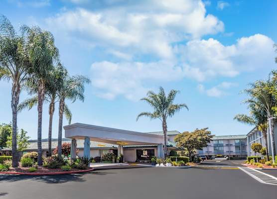 Holiday Inn DUBLIN-PLEASANTON by IHG 1