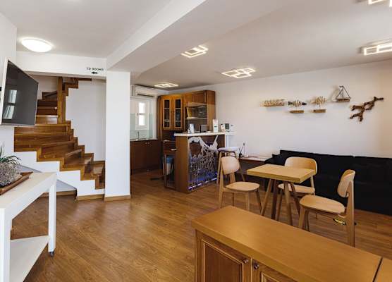 Gateway Suites 1