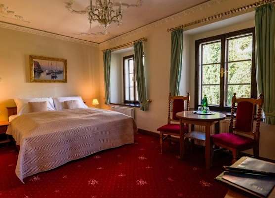 LH Hotel Gold 1