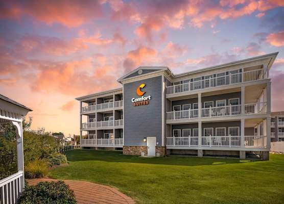 Comfort Suites Chincoteague Island Bayfront Resort 1