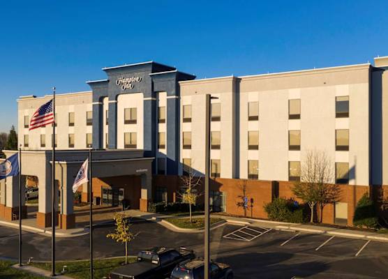 Hampton Inn Gretna - Smith Mountain Lake 1