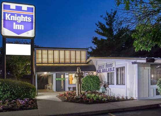 Knights Inn Pittston 1