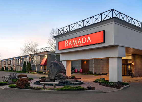 Ramada by Wyndham Cornwall 1