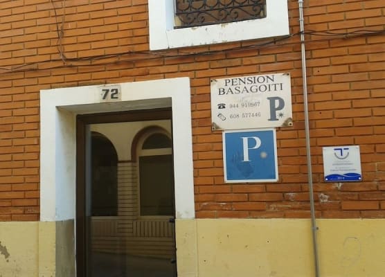 Pensión Basagoiti 1