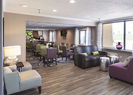 La Quinta by Wyndham Baton Rouge Siegen Lane 1