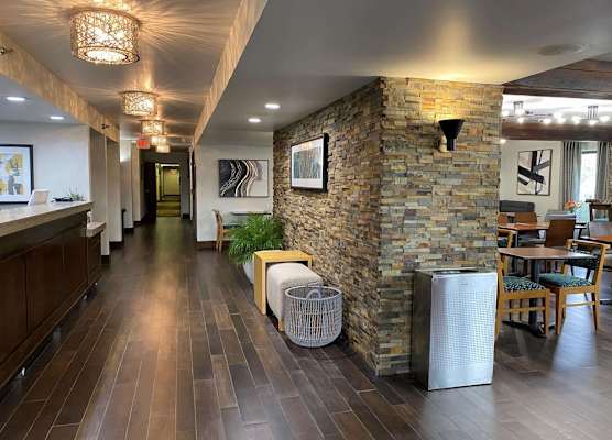 The Addison Hotel SureStay Collection by Best Western 1