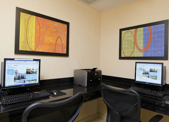 Fairfield Inn & Suites Bloomington 1