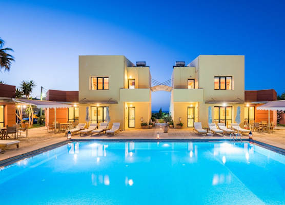 Daphnis Villas 1