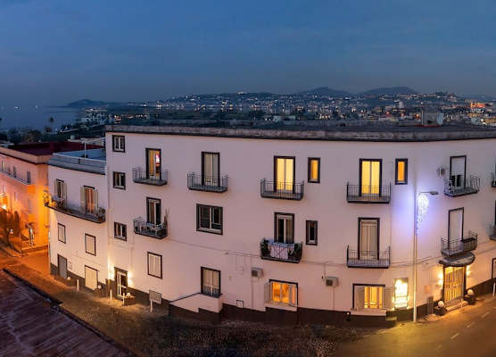 Naro Suites and Rooms 1