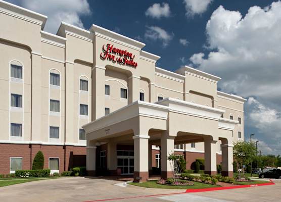 Hampton Inn & Suites Texarkana 1