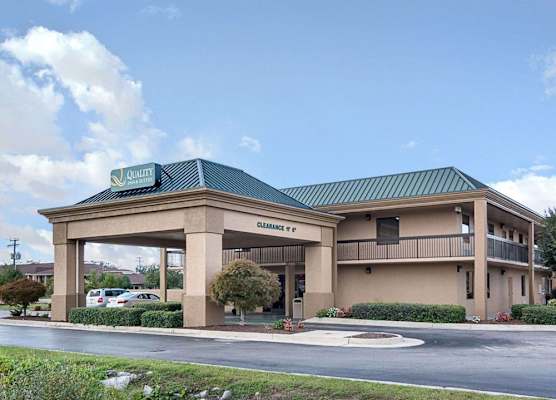 Quality Inn & Suites Franklin 1