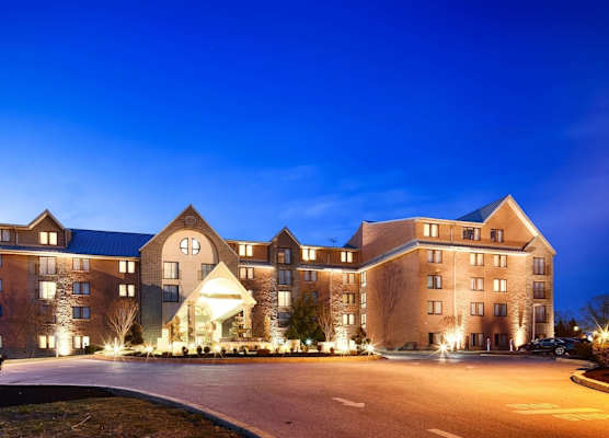 Best Western Plus Concordville Hotel 1
