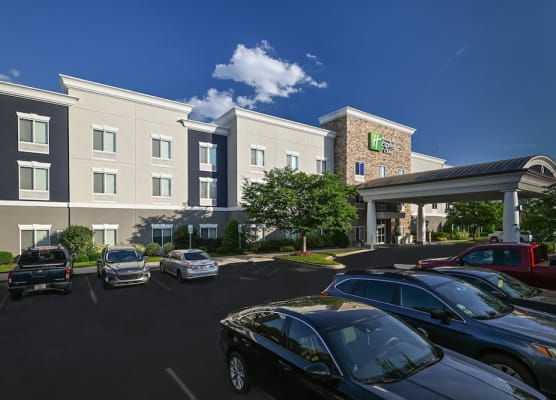 Holiday Inn Express & Suites CHARLOTTE SOUTHEAST - MATTHEWS by IHG 1