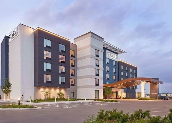 Fairfield by Marriott Inn & Suites Orillia 1