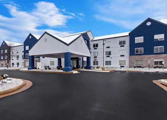 Best Western Plus Fenton 1