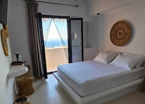 ELLI TROPiCAL LUXURY SUITES SUNSET-INFINITY POOL- SEA SIDE-NEAR CENTER PARKING 1