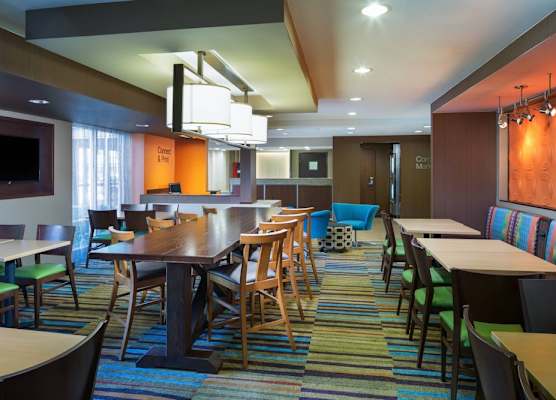 Fairfield Inn & Suites by Marriott San Antonio Airport/North Star Mall 1