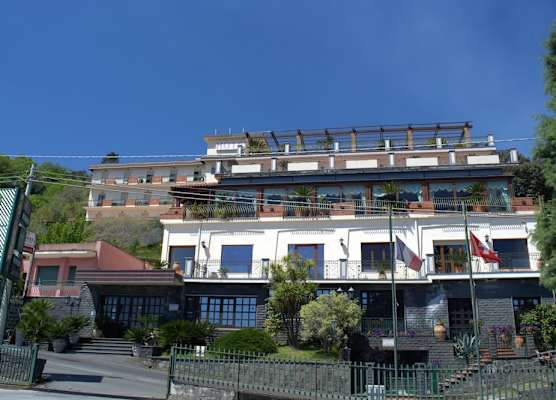 Hotel Primavera Dell'Etna 1